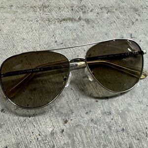 Kate Spade Women’s Silver Aviator Sunglasses Outdoor Designer Classic Basics